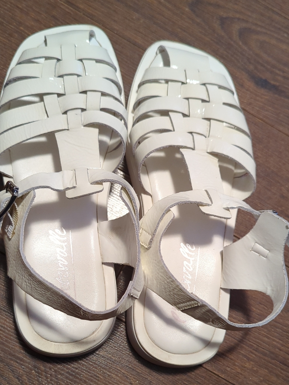 L'intervalle Women's White Fisherman Leather Sandals - - Picture 5 of 9